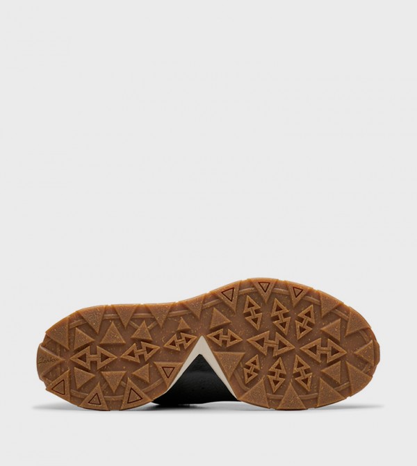 Clarks Clarks - Black Low Top
