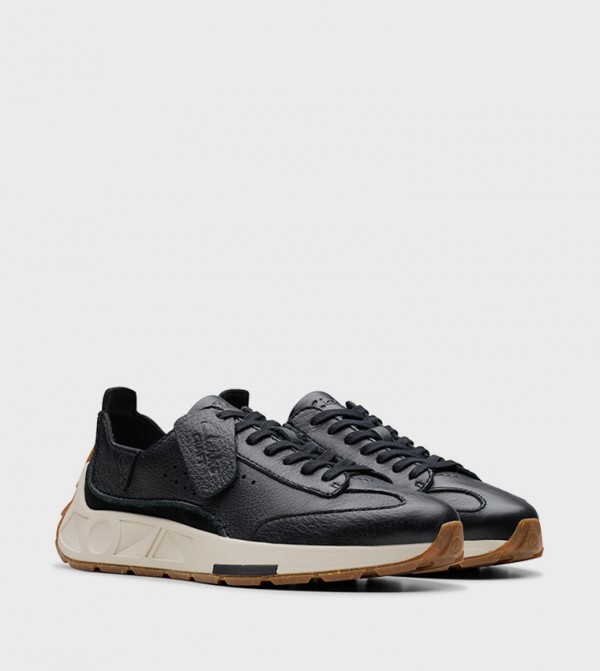 Clarks Clarks - Black Low Top