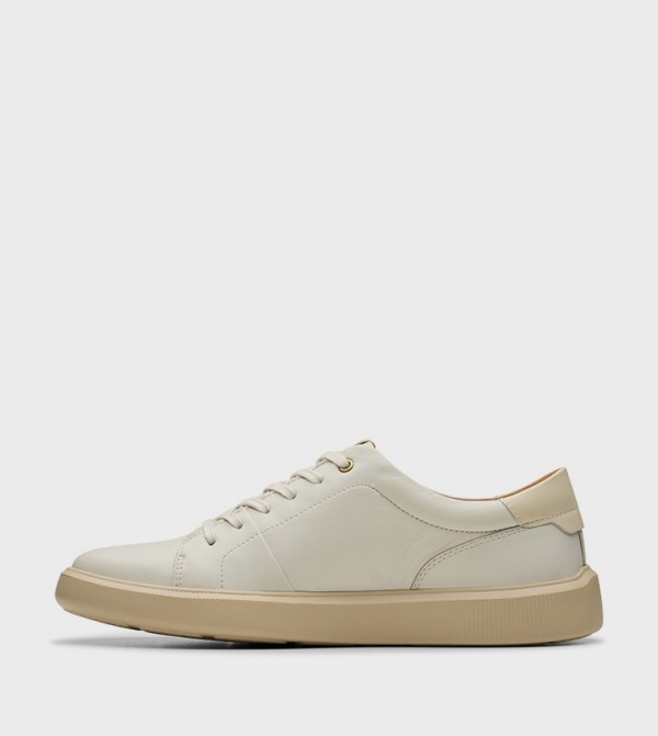 Clarks  Sneakers - Off White Low Top