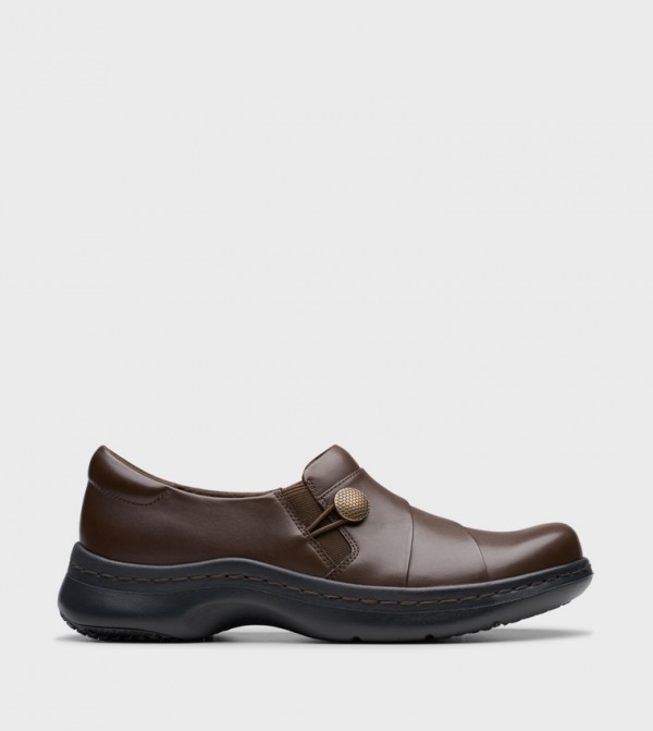 Clarks  - Brown Low Top