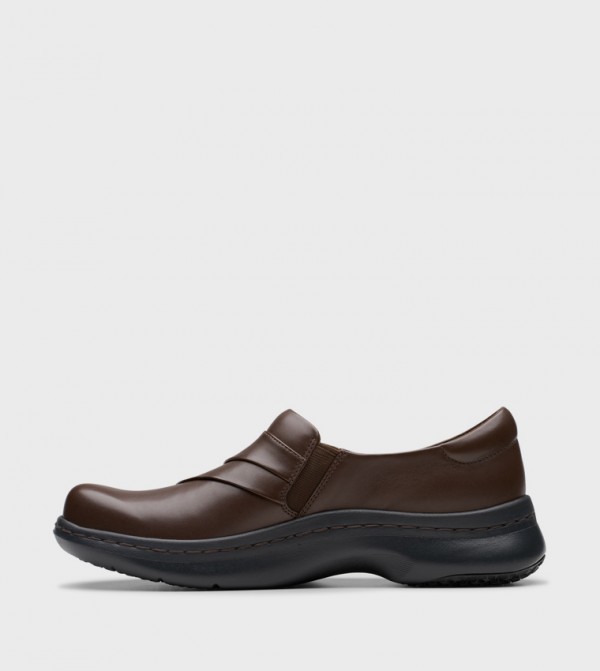 Clarks  - Brown Low Top