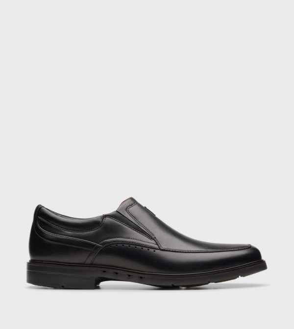 Clarks  Shoes - Black Casual Slip-ons