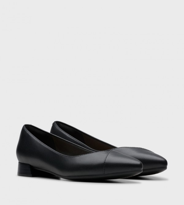 Clarks  - Black Pumps