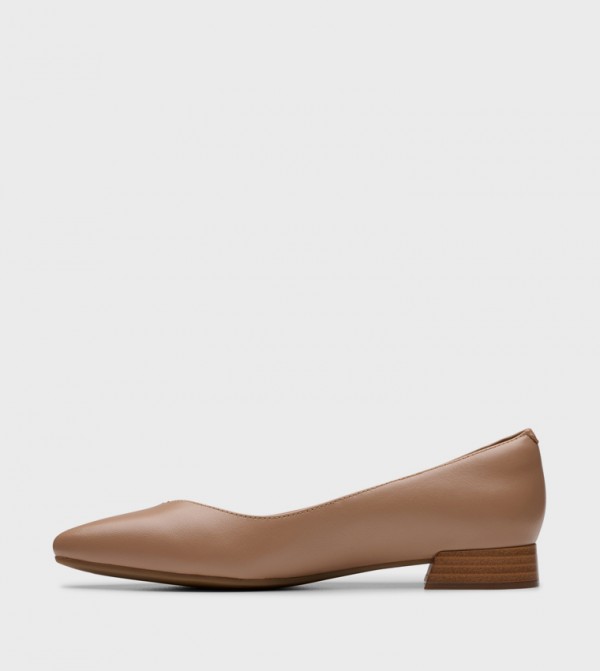 Clarks  - Beige Pumps