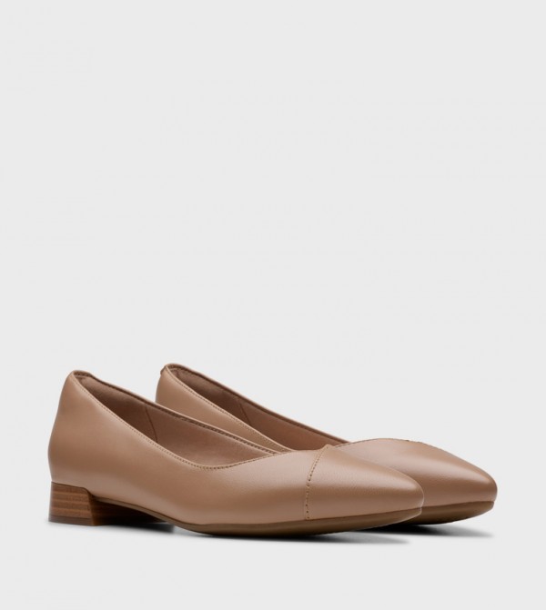 Clarks  - Beige Pumps