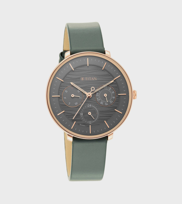 Titan  - Grey undefined