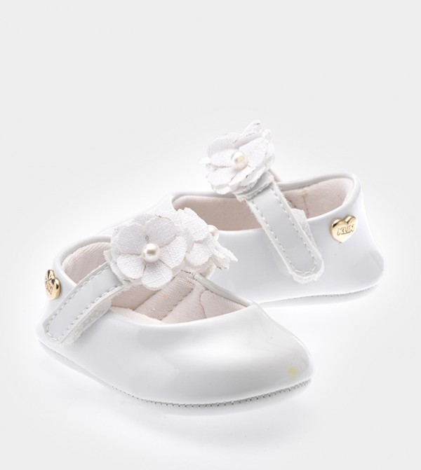 KLIN  - White Casual Slip-On's