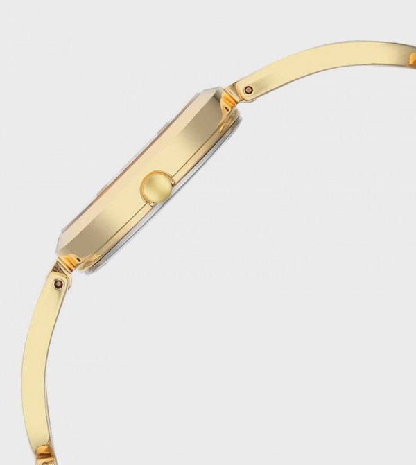 Titan  - Gold undefined