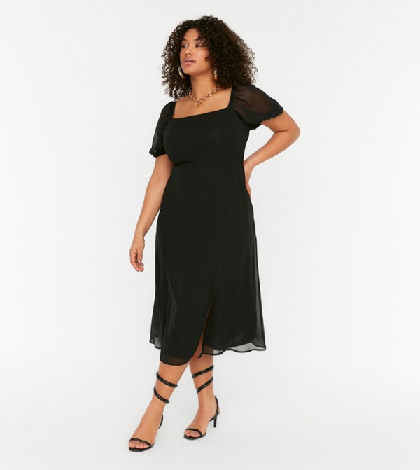 Trendyol Trendyol Plus Size - Black Casual Dress