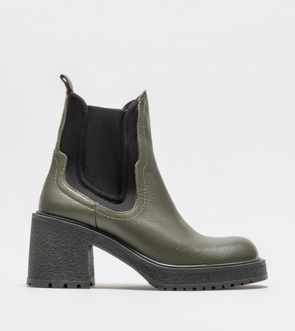 ايلا - اوتليت ايلا - اوتليت - كاكي Ankle length Boots