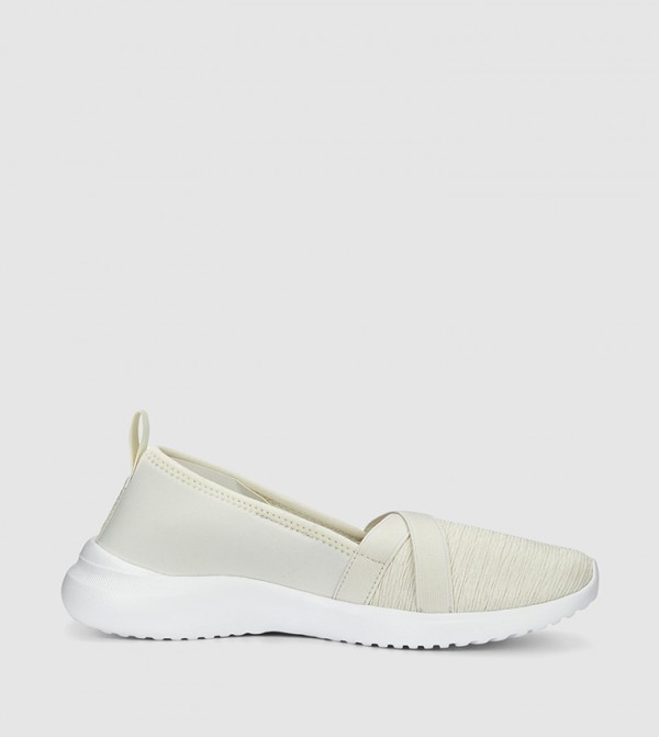 بوما  أحذية سنيكرز - بيج أحذية برقبة منخفضة 