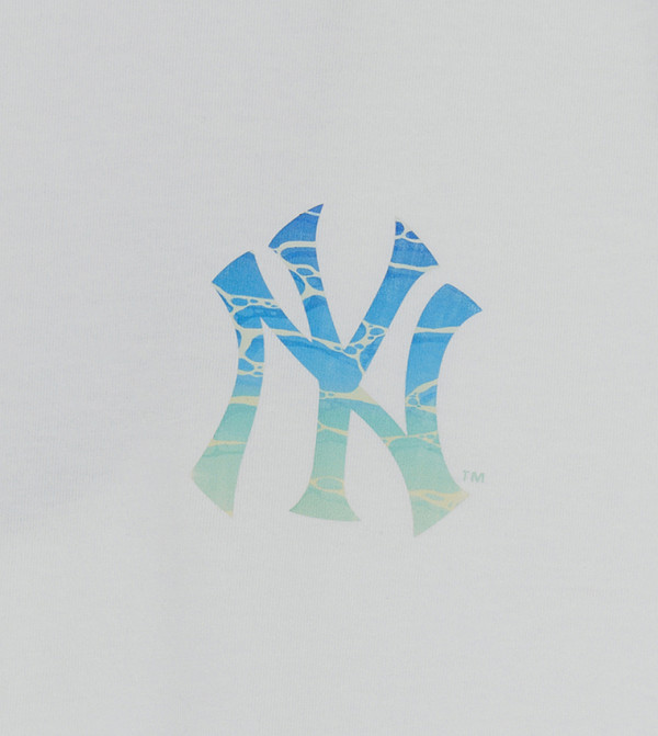 MLB  - White Short Sleeve T-Shirts