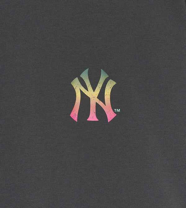 MLB  Clothing - Grey Short Sleeve T-Shirts