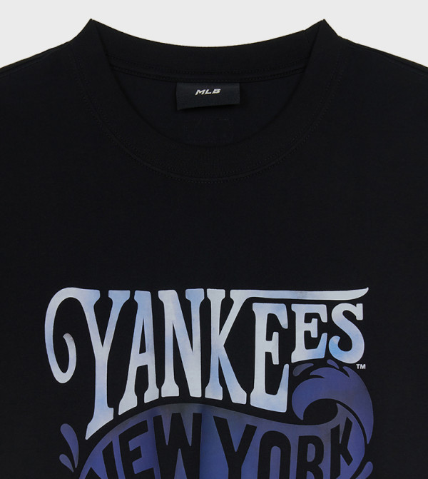 MLB  - Black Short Sleeve T-Shirts