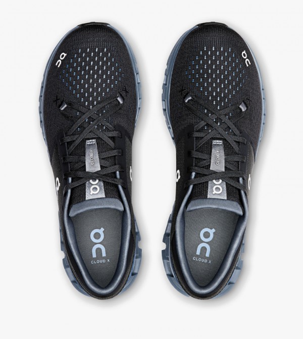 ON  Running Shoes - Black Running Shoes