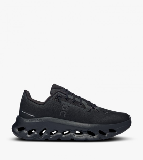 ON Sportswear - Black Running Shoes