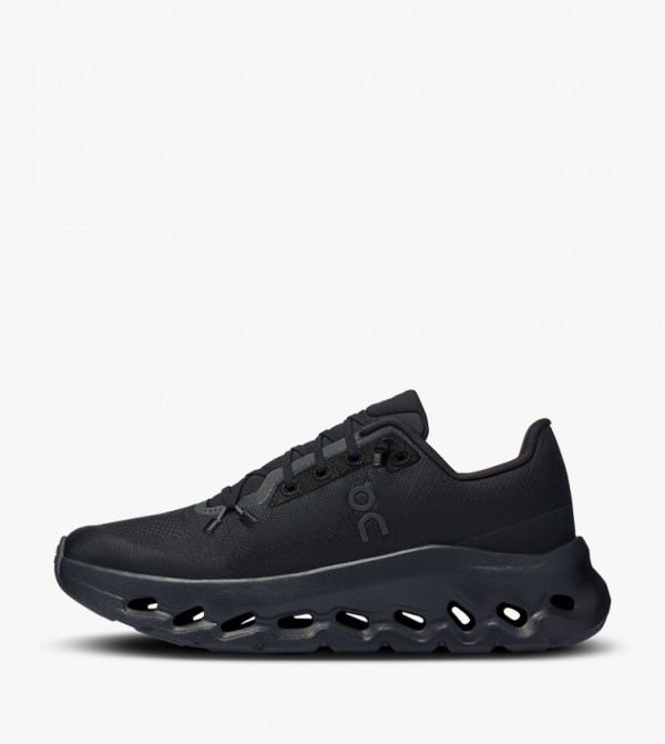 ON Sportswear - Black Running Shoes