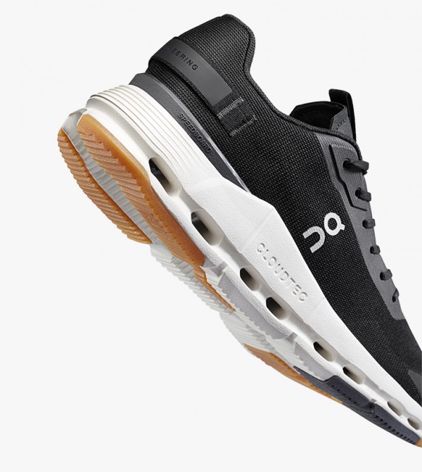 ON  - Black Running Shoes