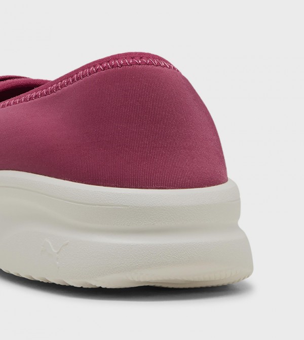 Puma Puma - Red Casual Slip-ons