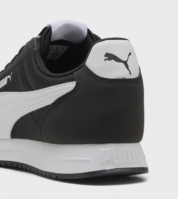 Puma Sneakers - Black Low Top