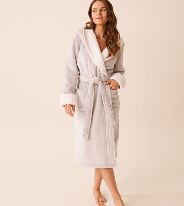 La Vie en Rose - Grey Night Robes & Kimonos