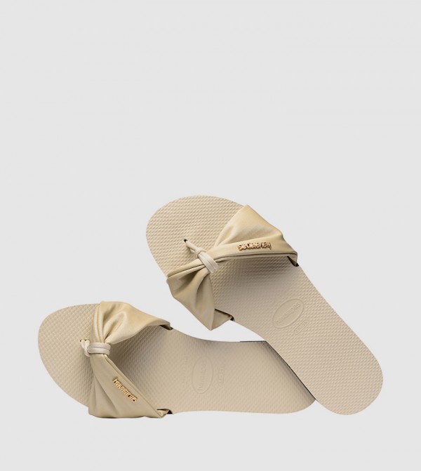 Havaianas  - Beige Flat Sandals