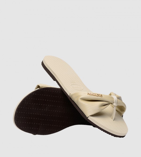Havaianas  - Beige Flat Sandals
