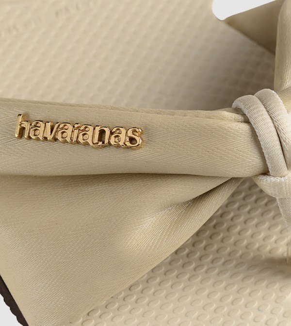 Havaianas  - Beige Flat Sandals