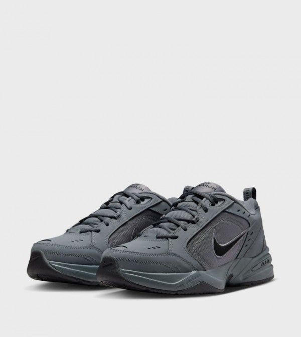 Nike  Training Shoes - Black Training Shoes