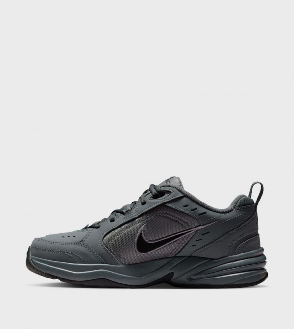 Nike  Training Shoes - Black Training Shoes