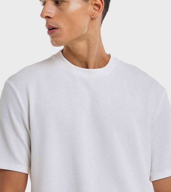 R&B Round Neck T-Shirts - White Round Neck T-Shirts