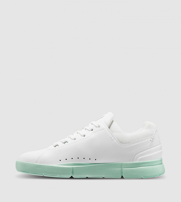 ON  Tennis Shoes - White Low Top