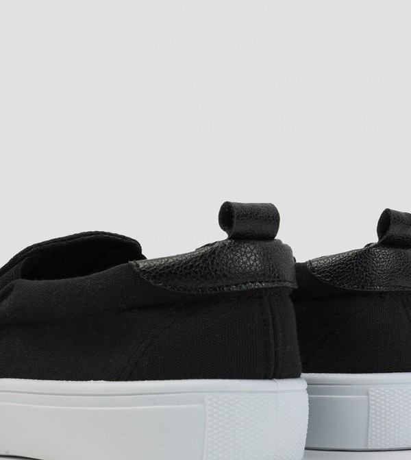 Ardene  Shoes - Black Casual Slip-ons