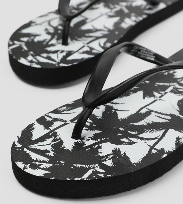 Ardene  - Black Flip-Flops