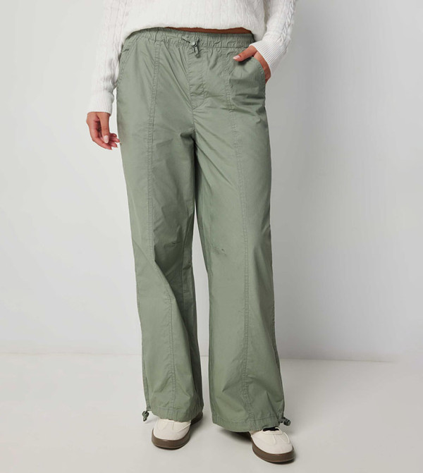 اردين اردين - أخضر فاتح بنطال كاجوال