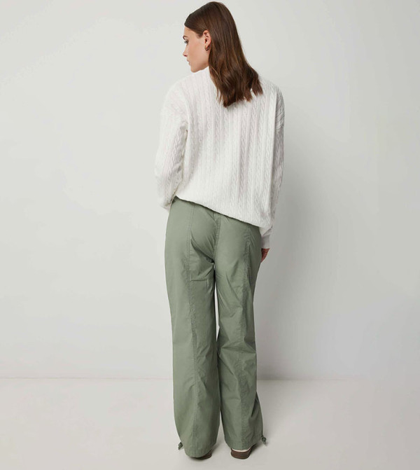 اردين اردين - أخضر فاتح بنطال كاجوال