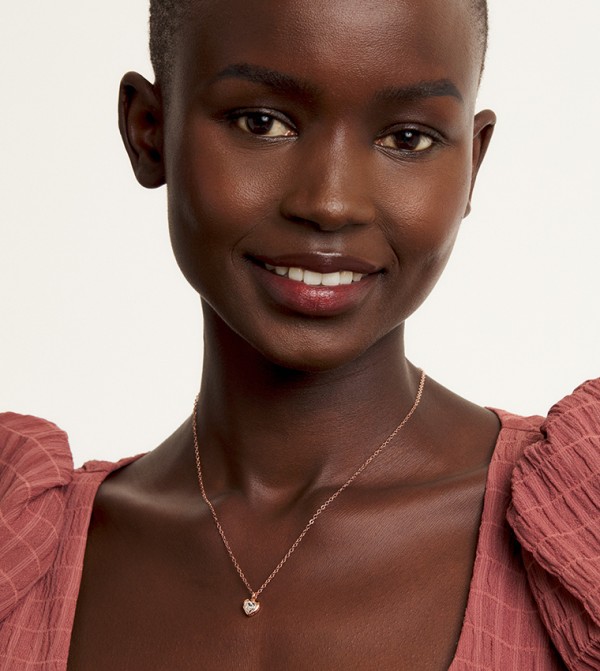 تيد بيكر مجوهرات - وردي قلائد