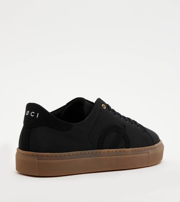 LOCI LOCI - Black Low Top
