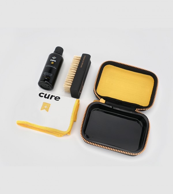 كريب بروتكت العناية بالأحذية - متعدد منظف أحذية