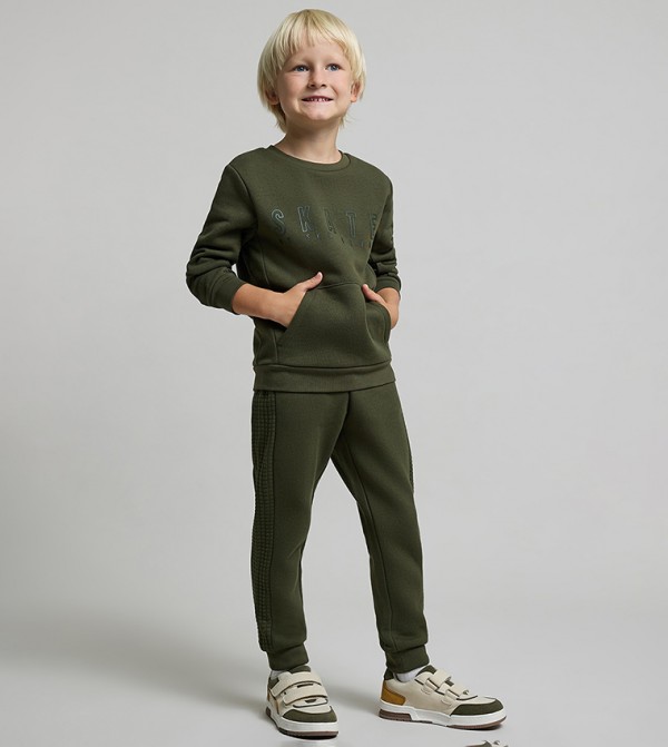 أر آند بي - أخضر "مجموعات الملابس "