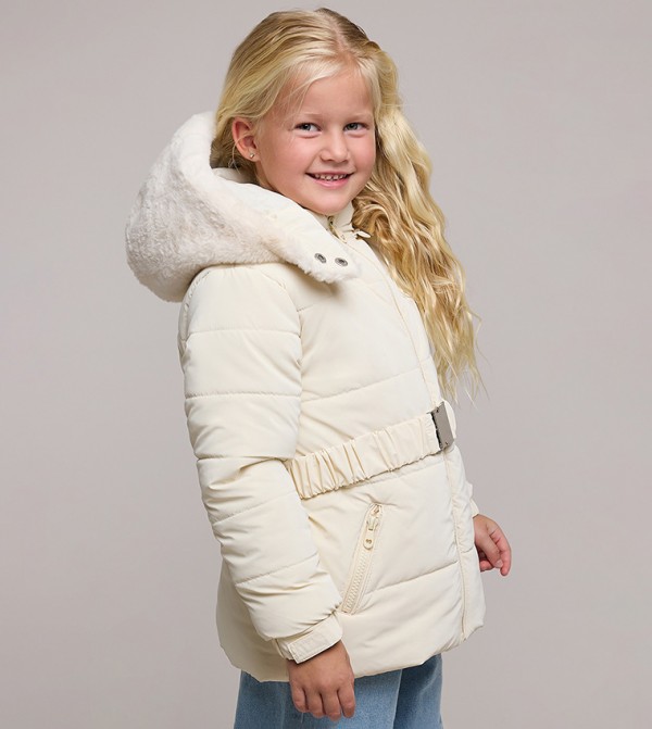 أر آند بي  ملابس الشتاء وملابس خارجية - بيج جاكيتات