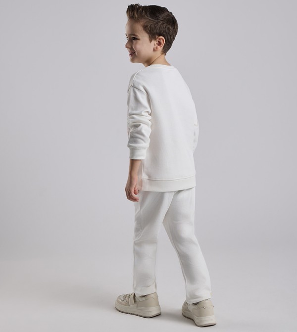 أر آند بي ملابس - عاجي "مجموعات الملابس "