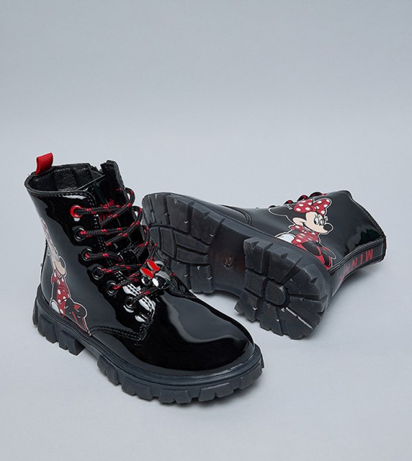 أر آند بي أر آند بي - أسود أبوات