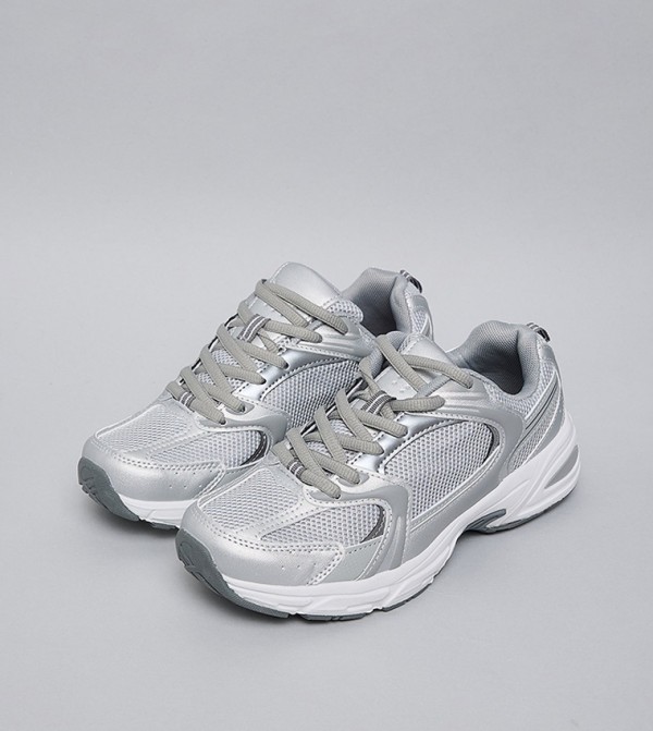 R&B  Sneakers - Grey Low Top