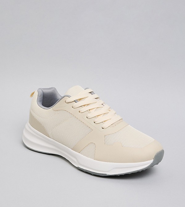 أر آند بي  أحذية سنيكرز - بيج أحذية برقبة منخفضة 