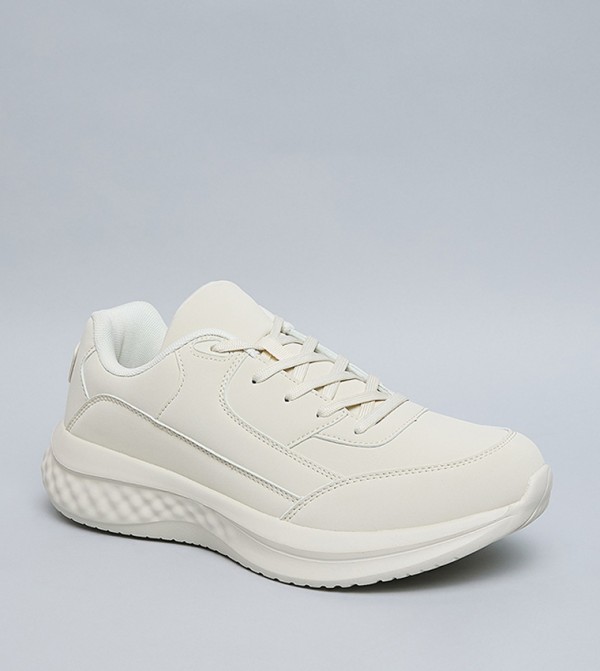 R&B Training Shoes - Off White Training Shoes