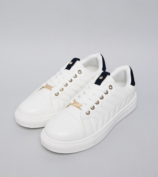 أر آند بي  أحذية سنيكرز - أبيض أحذية برقبة منخفضة 