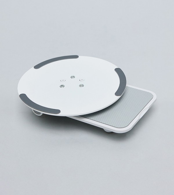 R&B  Tech Accessories - White undefined