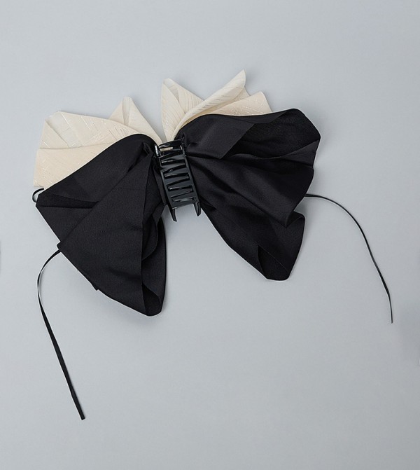 R&B  Hair Accessories - Beige Hair Clips