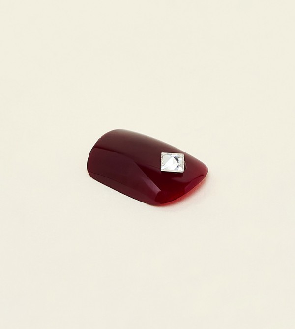 R&B  Beauty - Maroon Nail Accessories